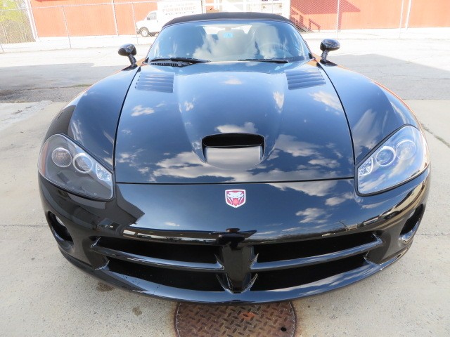 2004 DODGE VIPER SRT-10