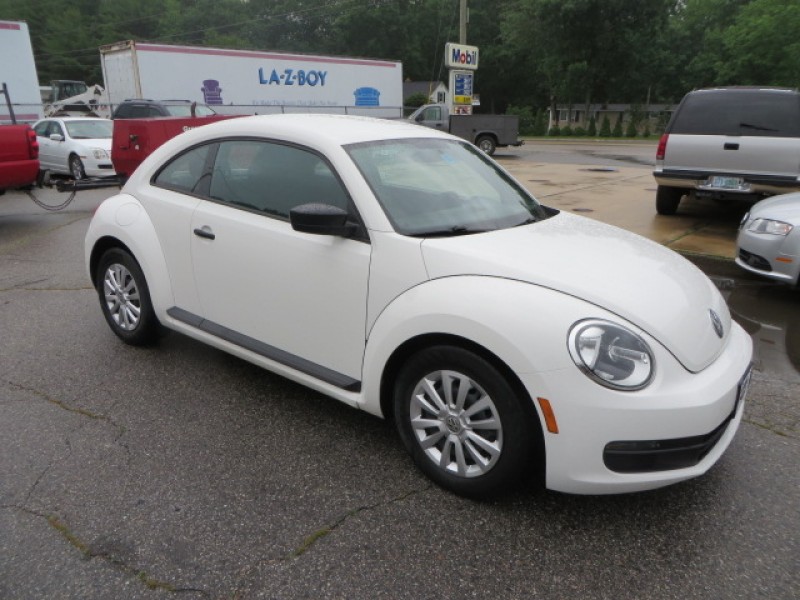 2012 VOLKSWAGEN BEETLE BUG Automatic and super nice ROCHESTER, NH