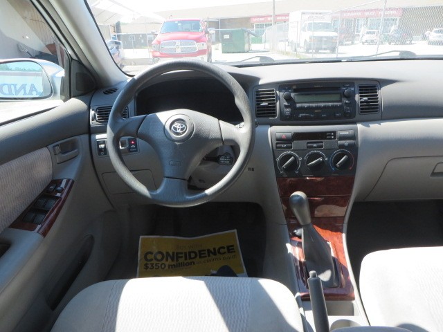 2005 TOYOTA COROLLA CE