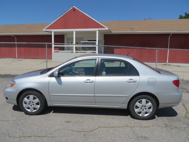 2005 TOYOTA COROLLA CE