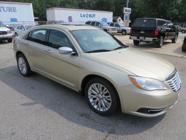 2011 CHRYSLER 200 LIMITED