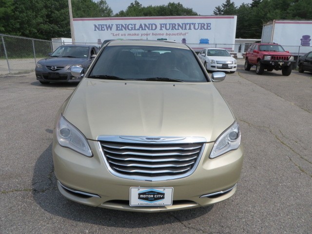 2011 CHRYSLER 200 LIMITED