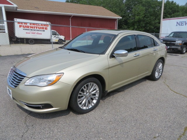 2011 CHRYSLER 200 LIMITED