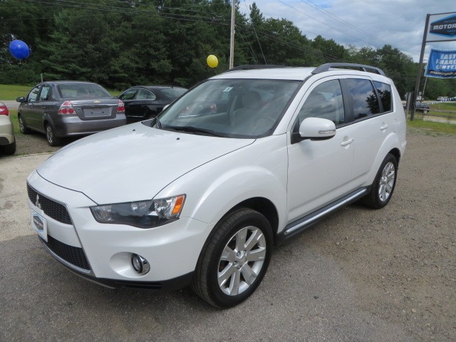 2010 MITSUBISHI OUTLANDER SE