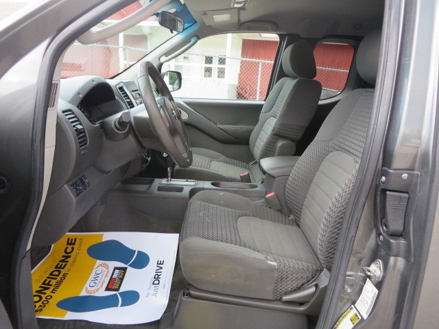 2009 NISSAN FRONTIER KING CAB SE