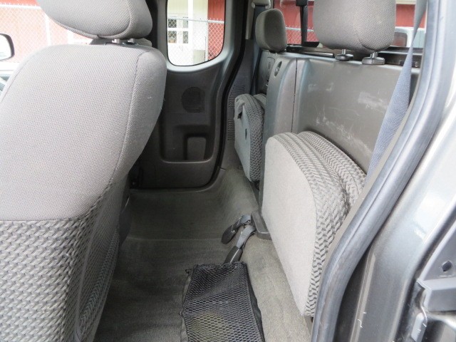 2009 NISSAN FRONTIER KING CAB SE