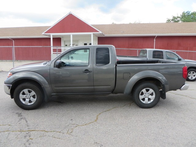 2009 NISSAN FRONTIER KING CAB SE
