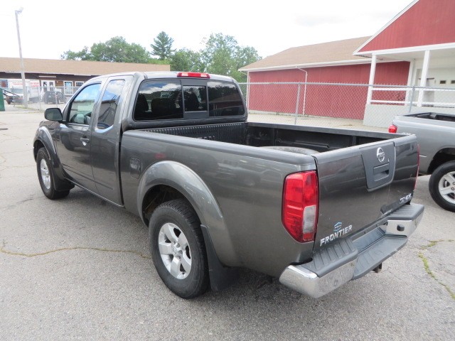 2009 NISSAN FRONTIER KING CAB SE