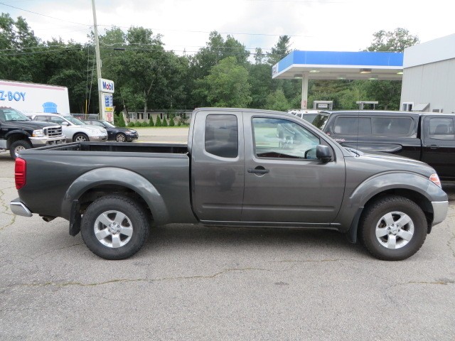 2009 NISSAN FRONTIER KING CAB SE