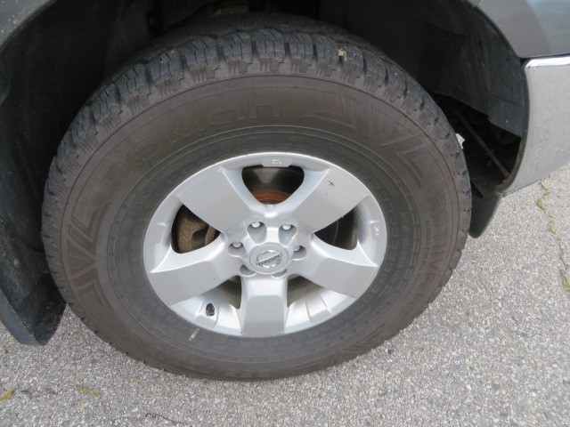 2009 NISSAN FRONTIER KING CAB SE